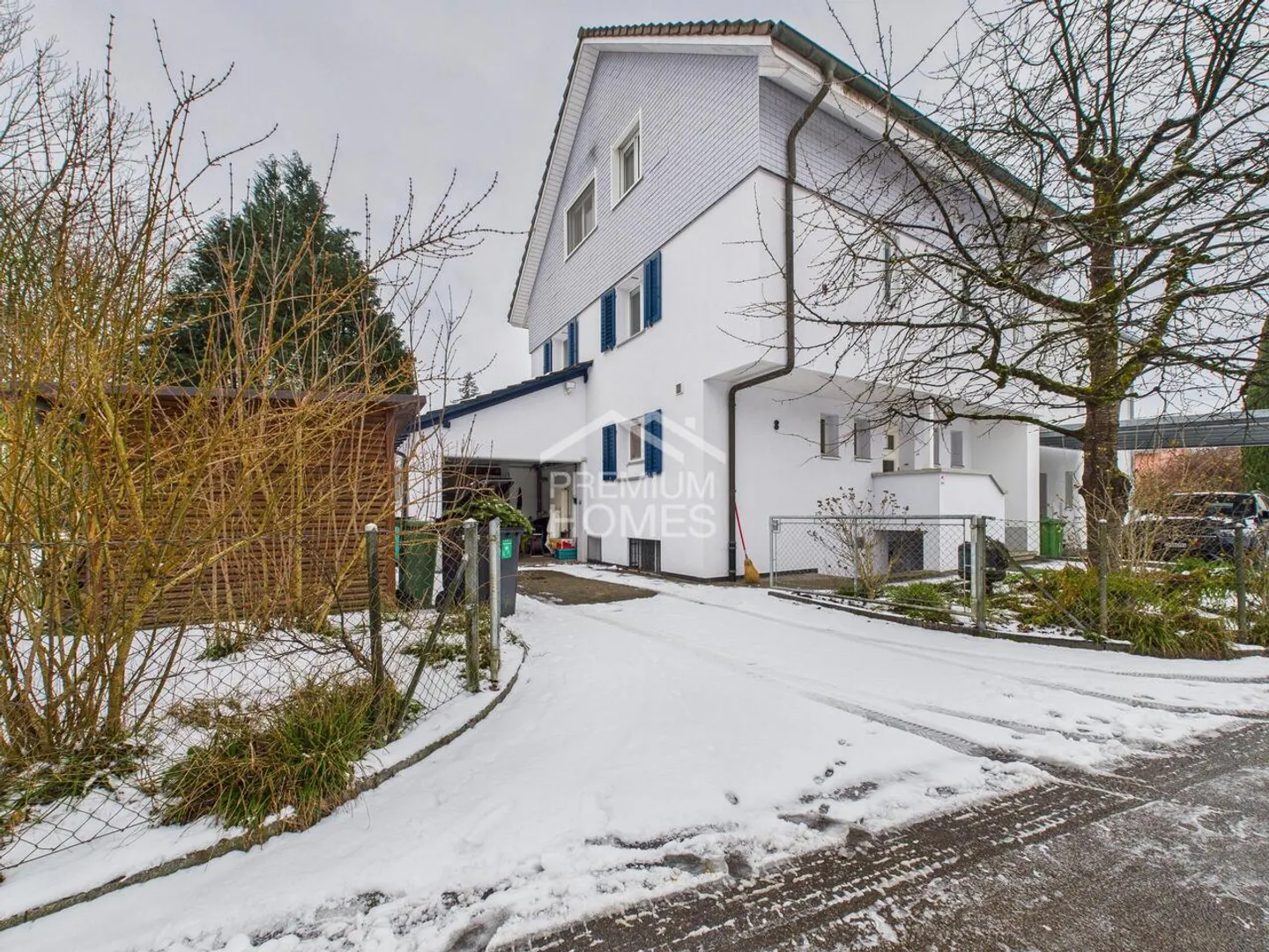 Rare opportunity in a quiet cul-de-sac! - Photo 1 of 10