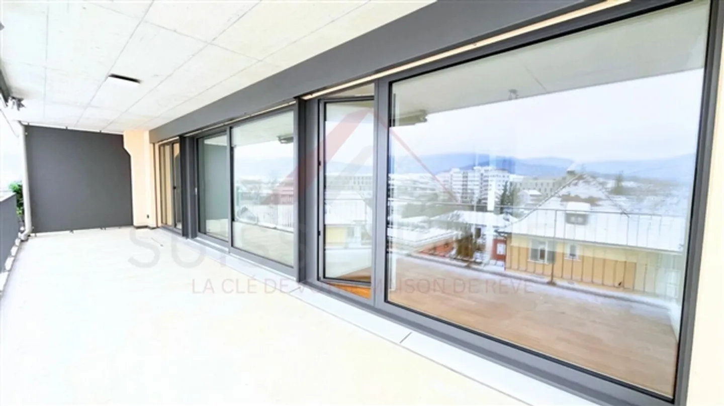 «Hyperzentrum von Delémont – Neuere und helle 4,5-Zimmer-Wohnung von 120 m² mit ungehinderter Sicht» - Foto 5 von 19