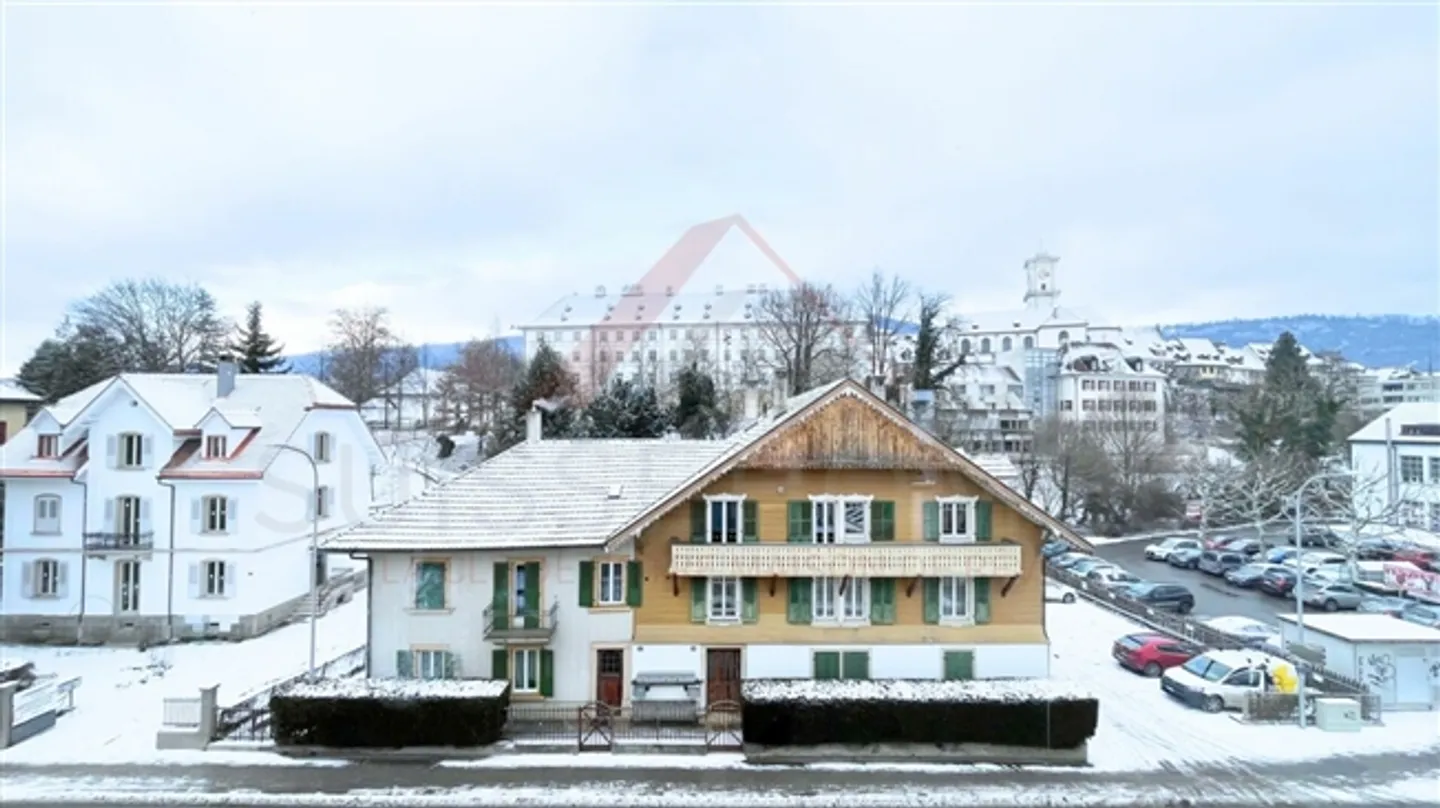 «Hyperzentrum von Delémont – Neuere und helle 4,5-Zimmer-Wohnung von 120 m² mit ungehinderter Sicht» - Foto 6 von 19