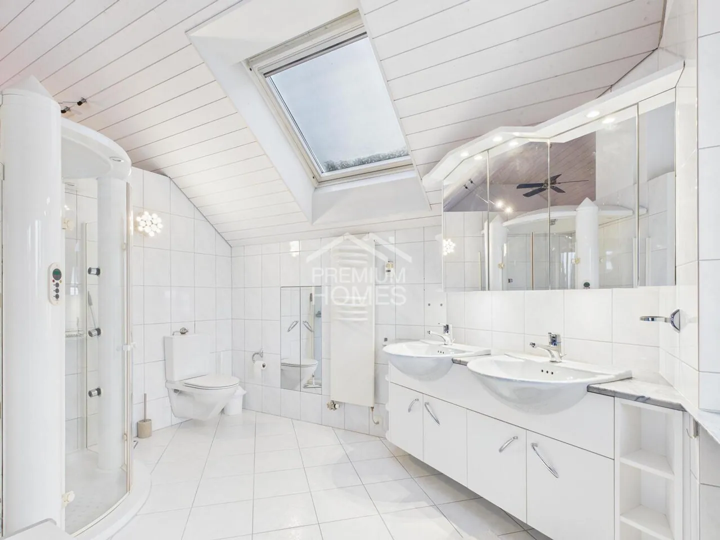 Rare opportunity in a quiet cul-de-sac! - Photo 6 of 10