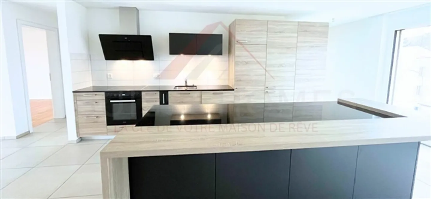 «Hyperzentrum von Delémont – Neuere und helle 4,5-Zimmer-Wohnung von 120 m² mit ungehinderter Sicht» - Foto 9 von 19