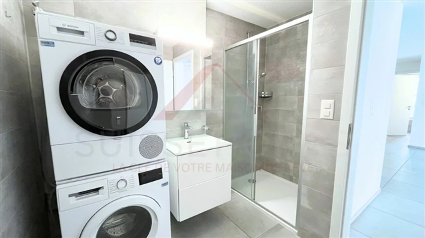 «Hyperzentrum von Delémont – Neuere und helle 4,5-Zimmer-Wohnung von 120 m² mit ungehinderter Sicht» - Foto 14 von 19