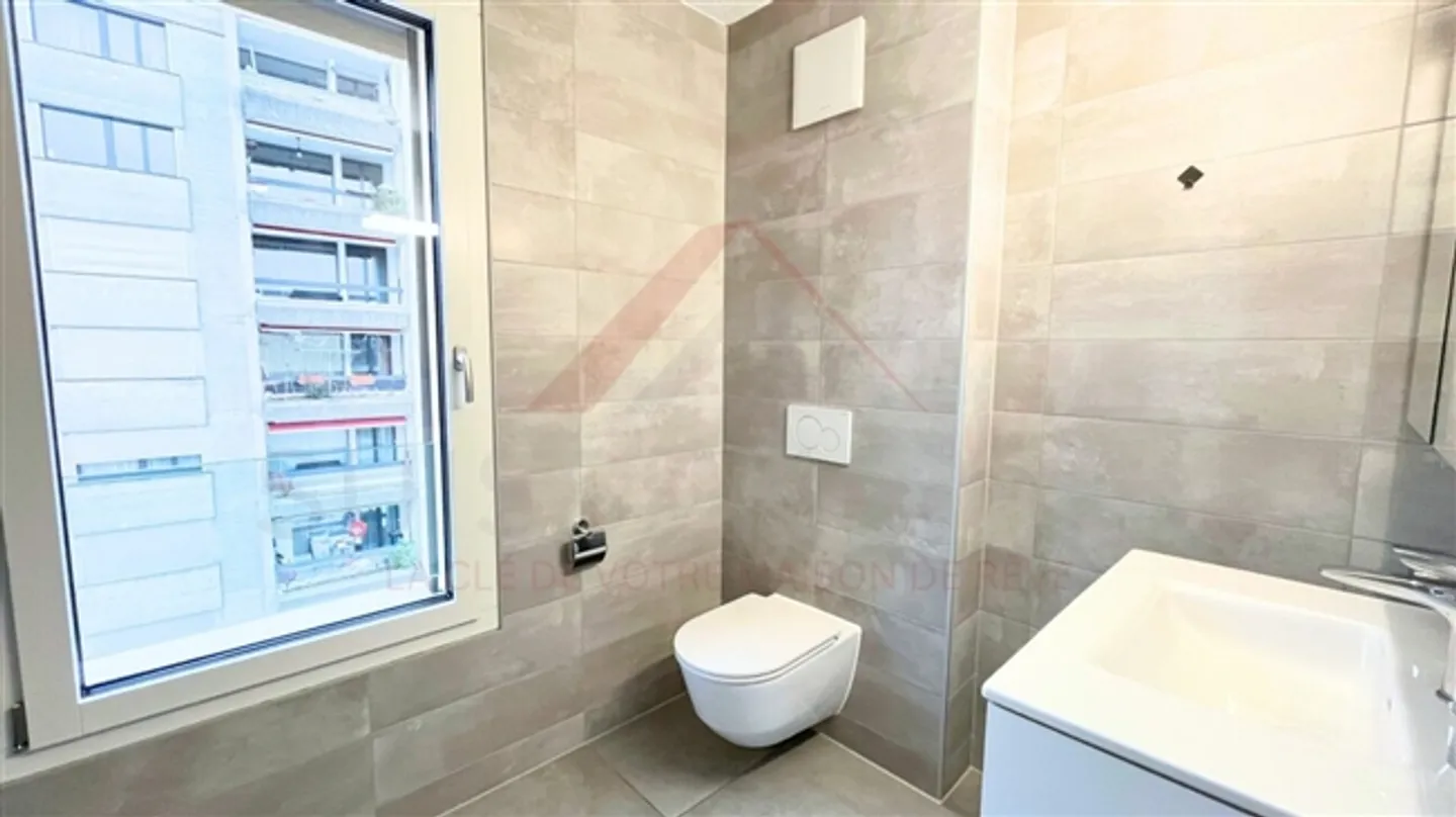 «Hyperzentrum von Delémont – Neuere und helle 4,5-Zimmer-Wohnung von 120 m² mit ungehinderter Sicht» - Foto 15 von 19