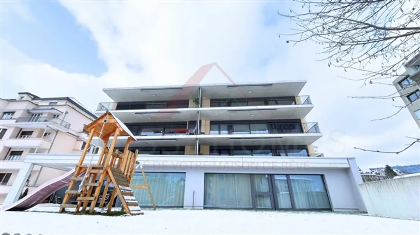 «Hyperzentrum von Delémont – Neuere und helle 4,5-Zimmer-Wohnung von 120 m² mit ungehinderter Sicht» - Foto 16 von 19