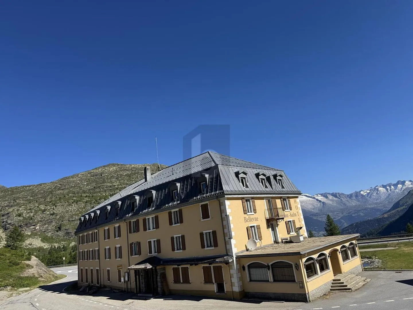 UNIQUE HOTEL OPPORTUNITY IN THE HEART OF THE ALPS - Photo 3 of 6