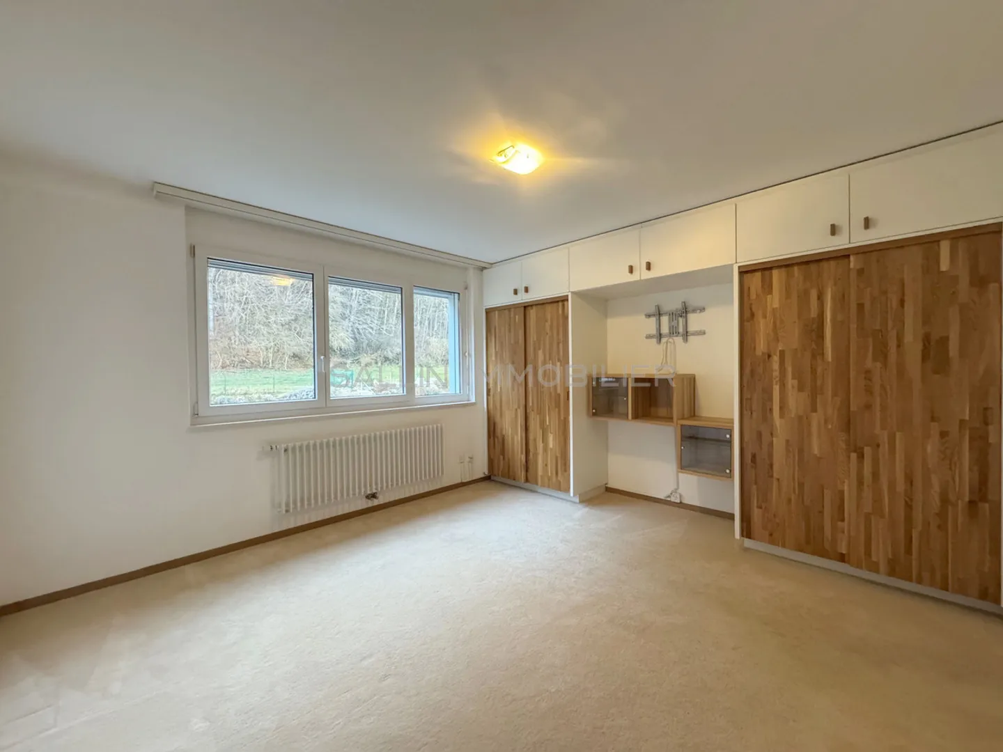 Schöne Wohnung, 4 Zimmer mit Garten und Balkonen, am Waldrand - Foto 3 von 10