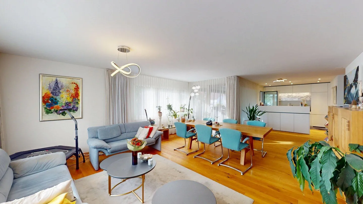 Appartamento moderno con loggia - Foto 8 di 11
