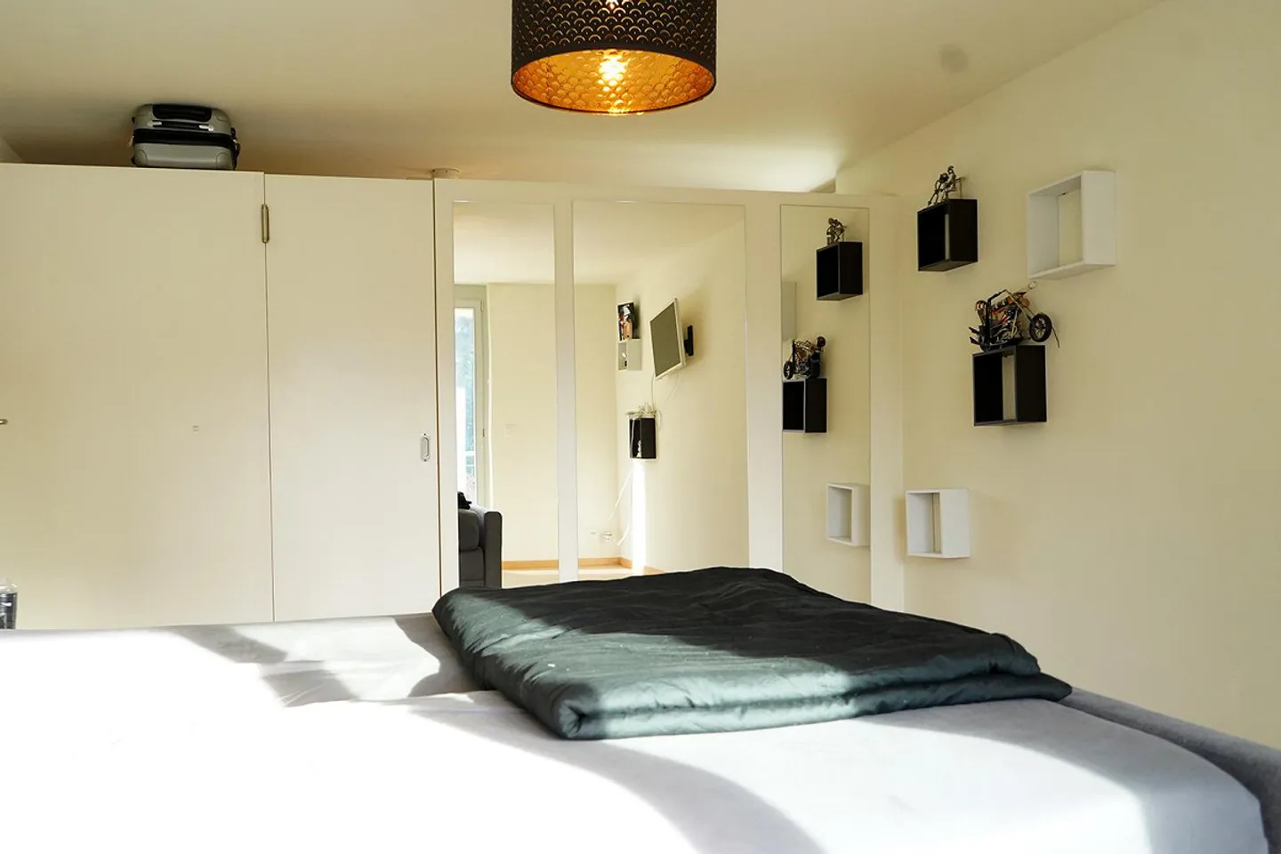 Charming 5.5-Room House in Wagen near Rapperswil-Jona - Photo 3 of 10