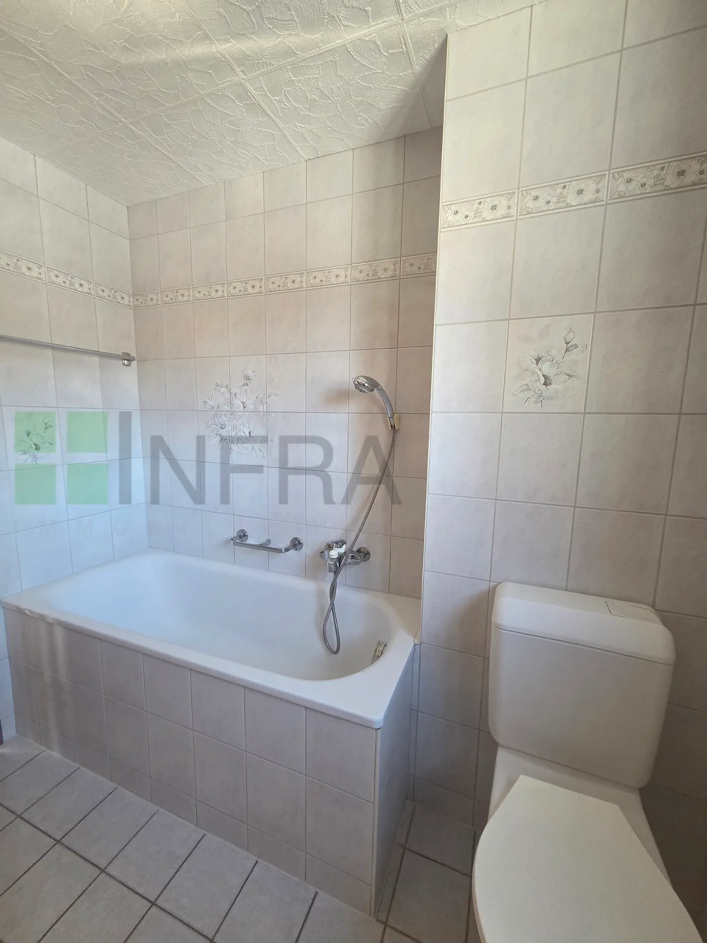 Gemütliche Wohnung mit Balkon - Foto 3 von 12