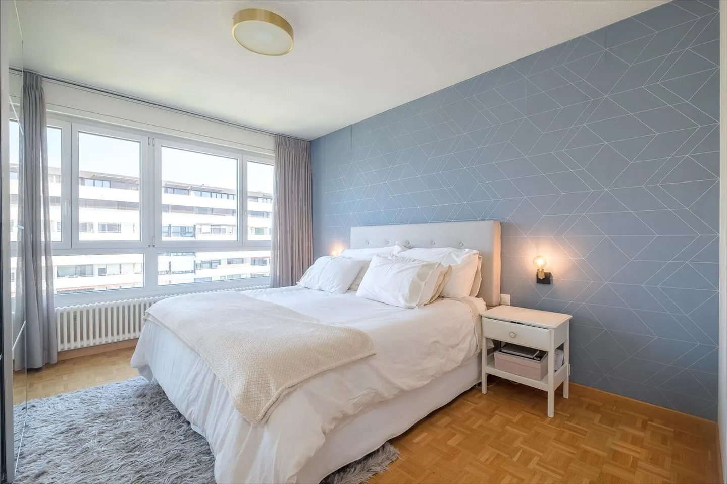 Ampio e luminoso appartamento ristrutturato con 6 stanze - balconi e vista libera - Foto 5 di 6