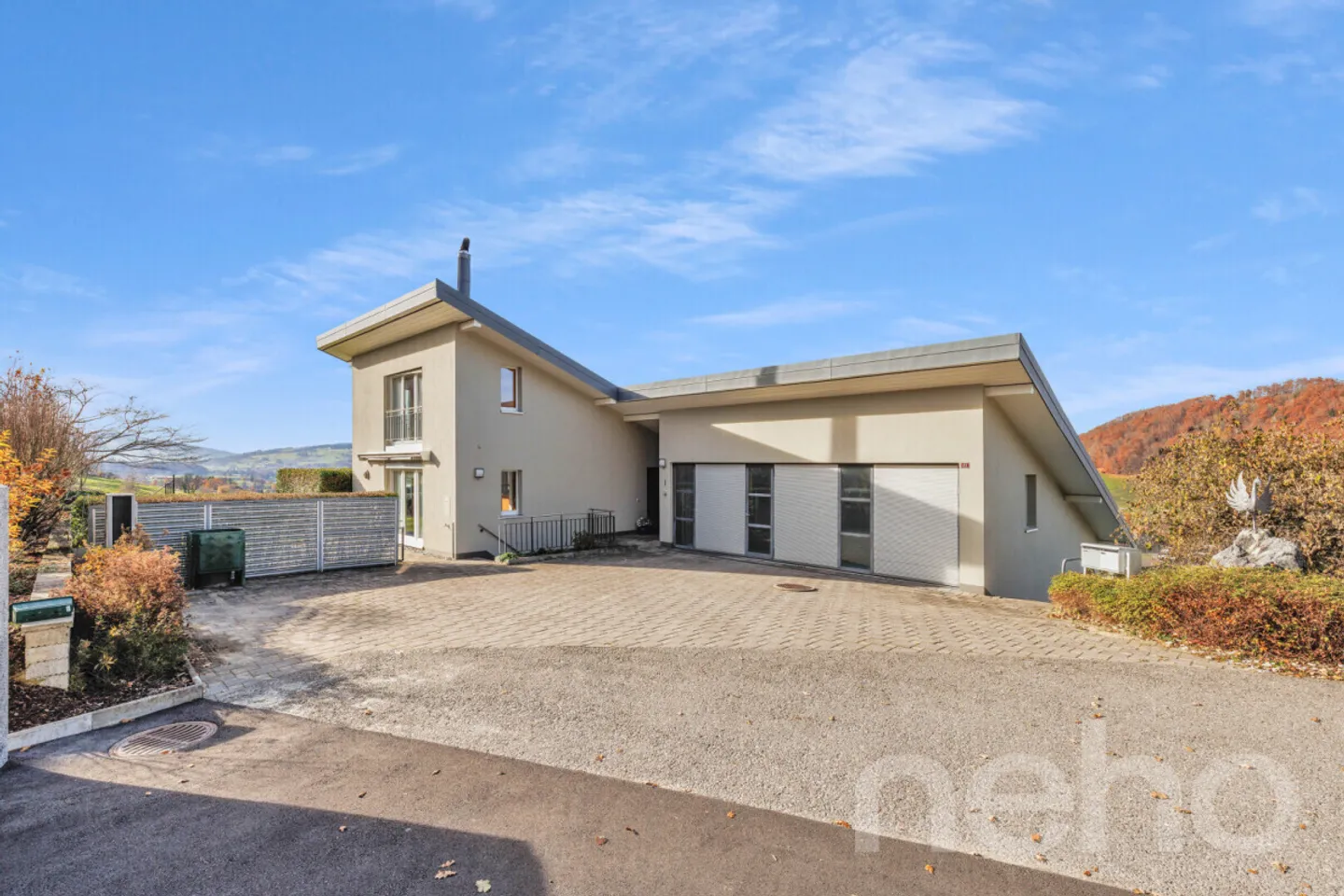 Le luxe discret à La Roche: Villa d?Exception avec Vue Panoramique - Photo 3 sur 12