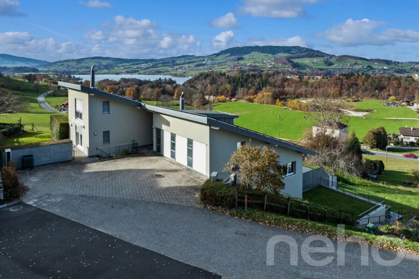 Le luxe discret à La Roche: Villa d?Exception avec Vue Panoramique - Photo 1 sur 12
