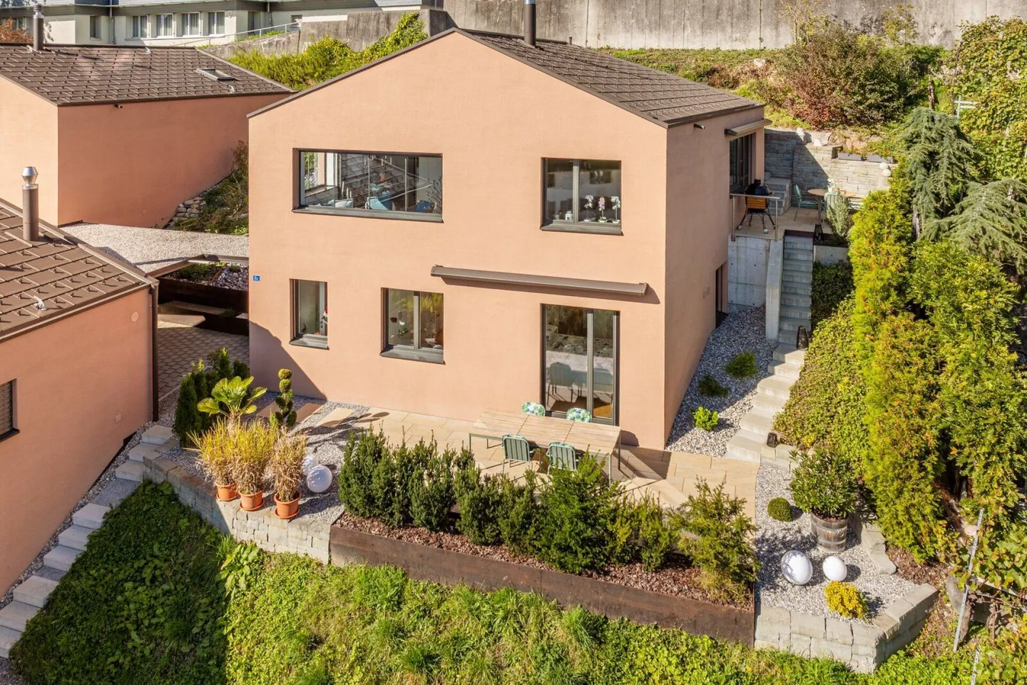 Functional single-family house in a sunny, elevated location in the tax-friendly Balgach - Photo 1 of 15