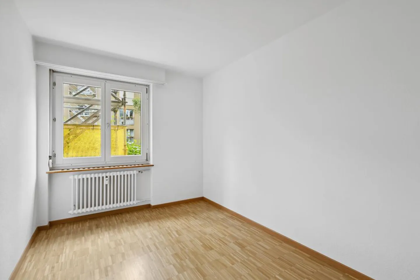 RENT WITHOUT DEPOSIT - Good value for money close to the center - Photo 7 of 11