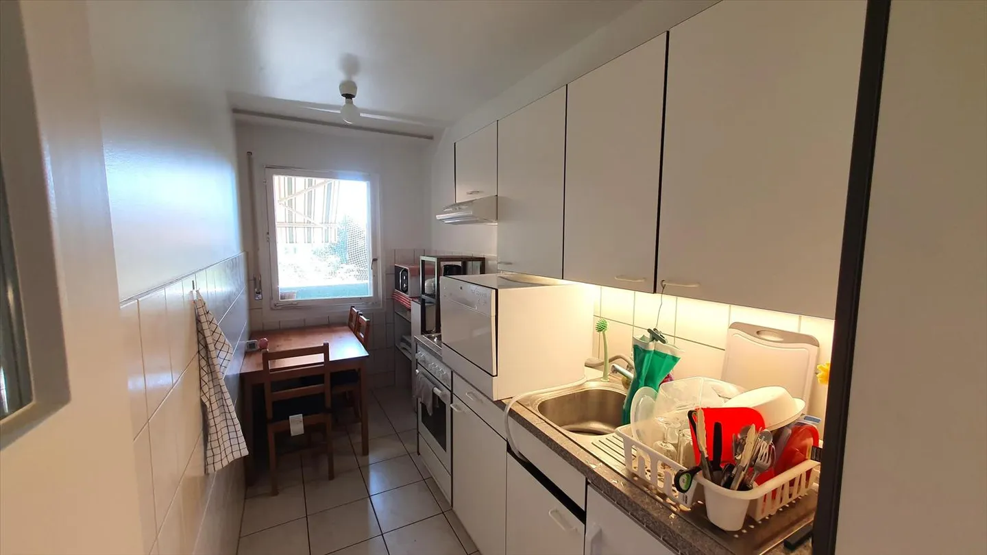 Studio mit schönem Balkon - Foto 3 von 3