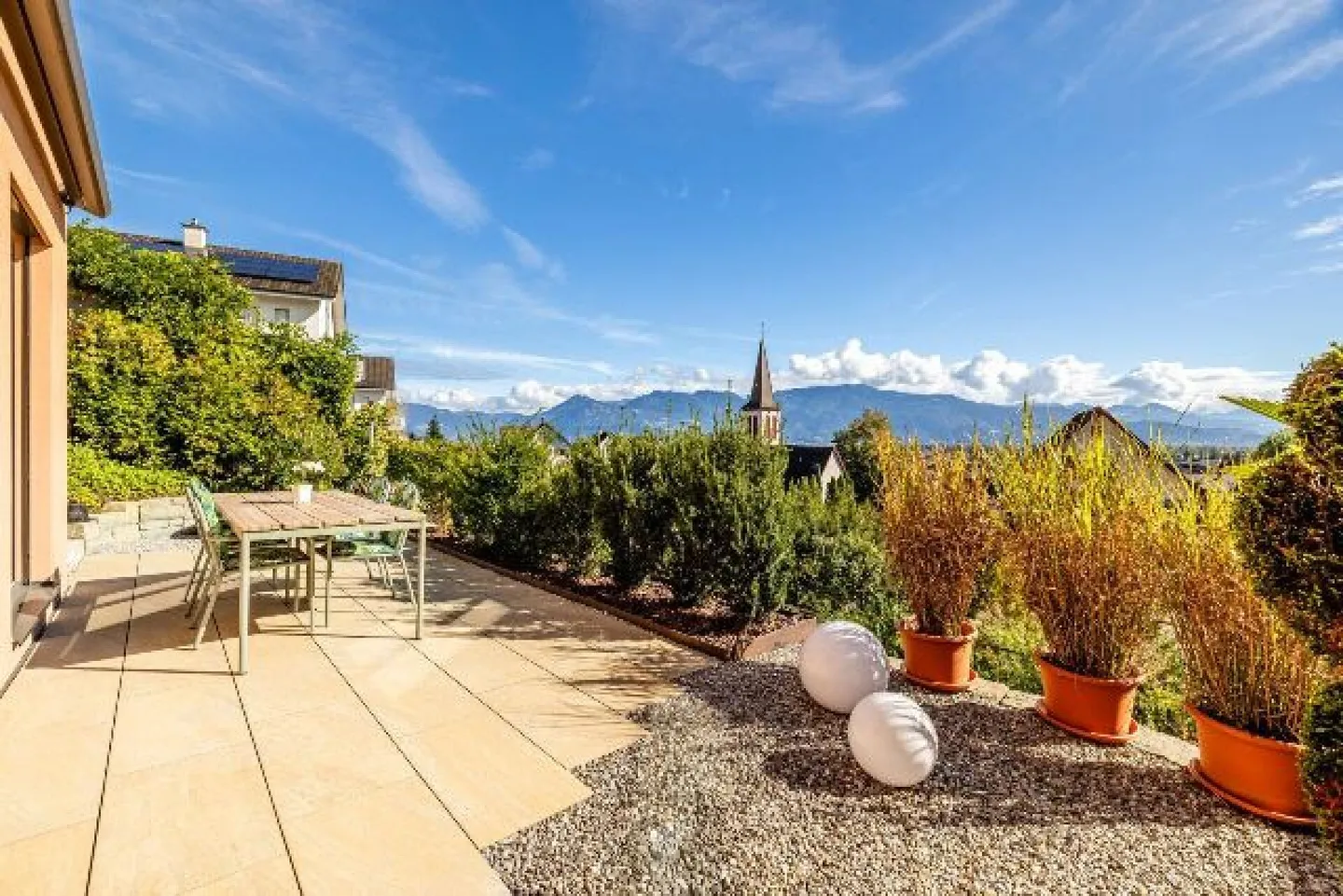 Functional single-family house in a sunny, elevated location in the tax-friendly Balgach - Photo 5 of 15