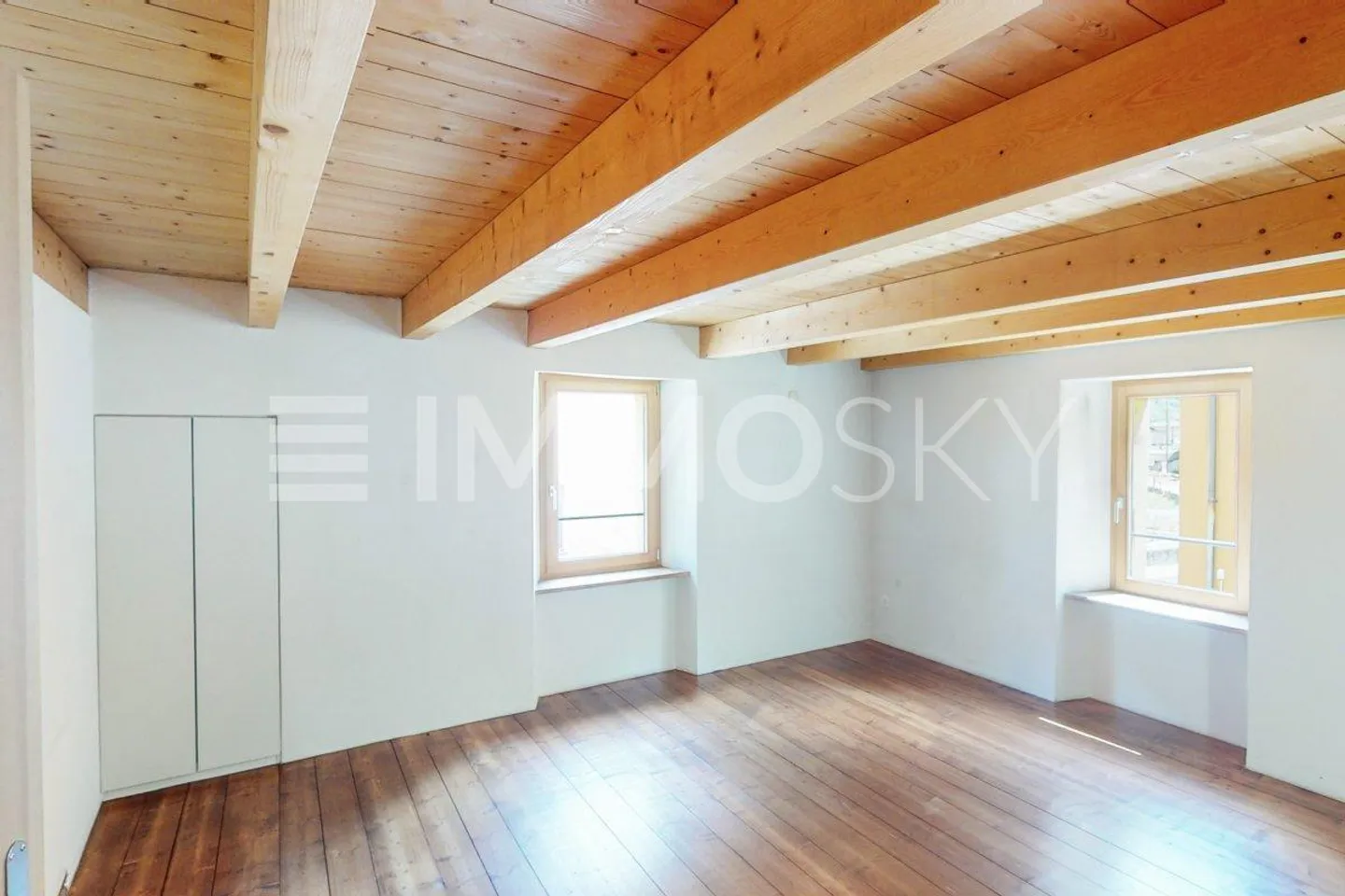 Espaces spacieux et une atmosphère unique - également pour le revenu - Photo 4 sur 5