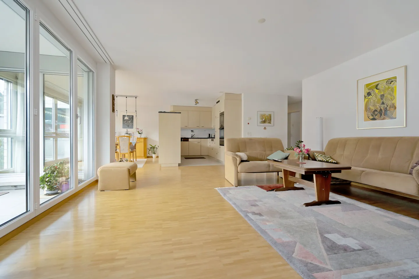 Appartement spacieux avec balcon - Photo 1 sur 11