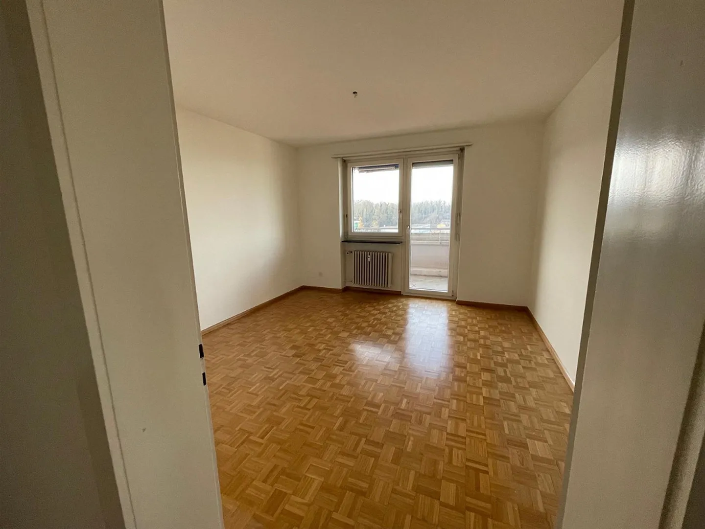 Nuovi inquilini cercasi per un ampio appartamento di 2 stanze ad Allschwil - Foto 7 di 13