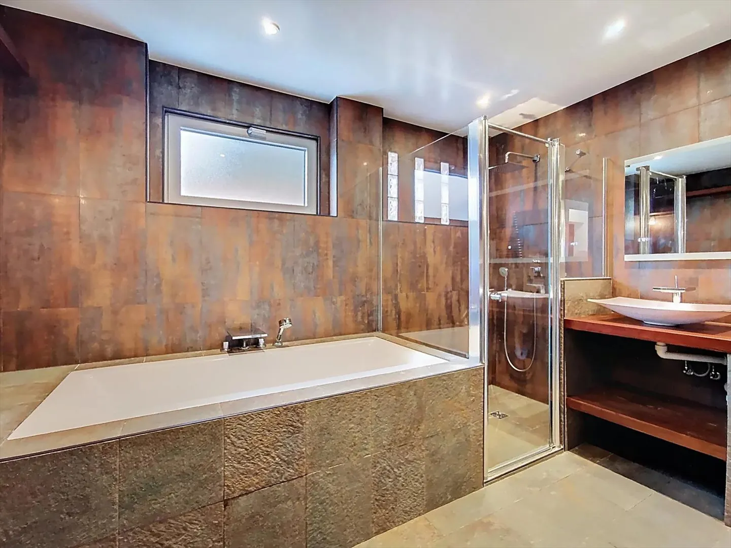 Individual villa with stunning views of Lake Geneva! - Photo 4 of 7