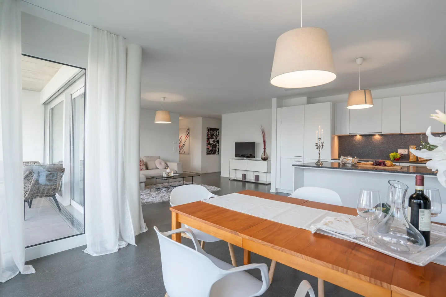Vivere moderno con comfort e qualità - Foto 3 di 11