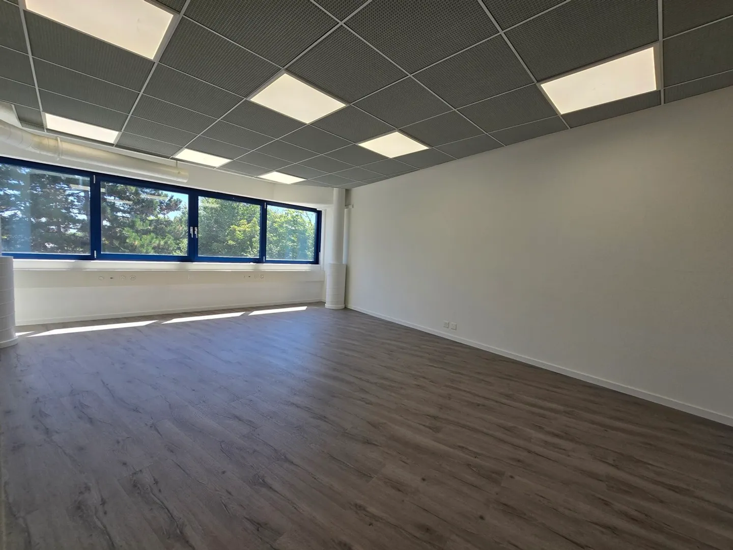 1. Loyer proposé ! Emplacement optimal - Bureau de 107 m2 - Gare de Lausanne - Photo 9 sur 11