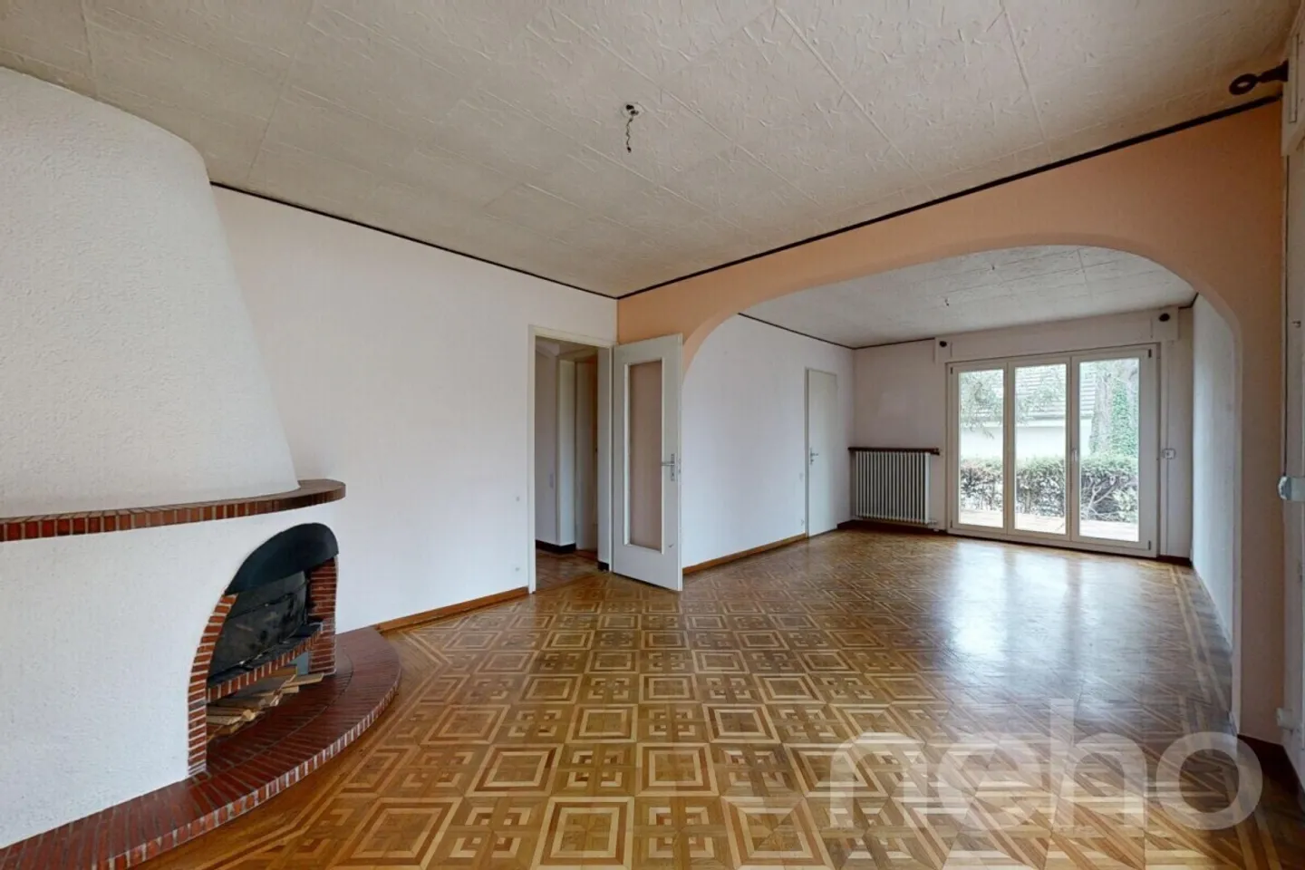 Onex, Haus mit großem Potenzial zur Renovierung in ruhiger Nachbarschaft - Foto 2 von 12