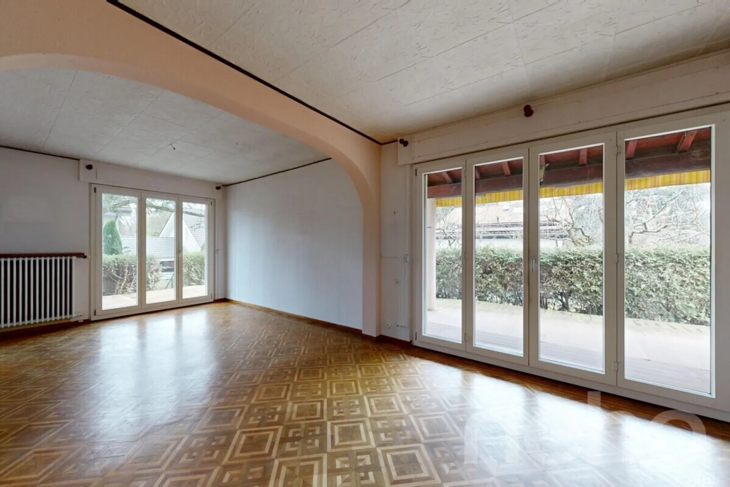 Onex, Haus mit großem Potenzial zur Renovierung in ruhiger Nachbarschaft - Foto 3 von 12