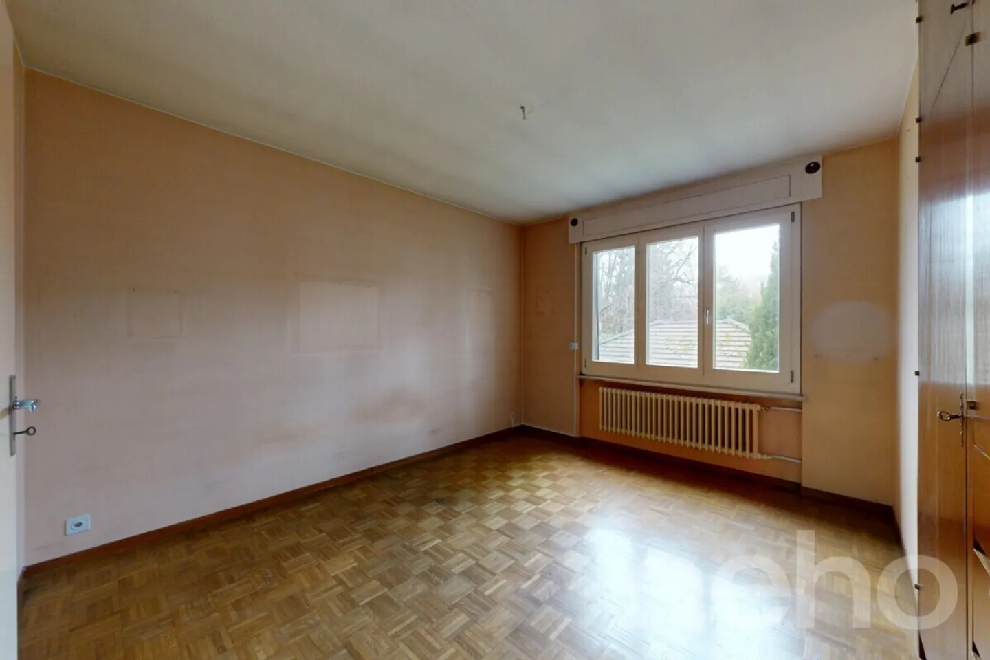 Onex, Haus mit großem Potenzial zur Renovierung in ruhiger Nachbarschaft - Foto 5 von 12