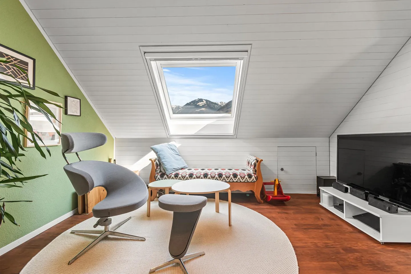 Appartamento attico di 5,5 stanze con vista lago a Sachseln - Foto 7 di 7