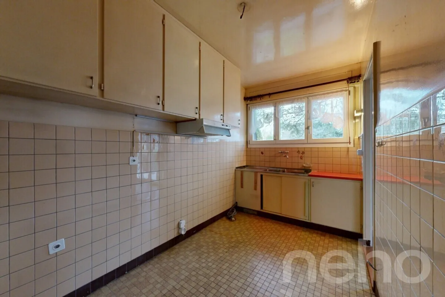 Onex, Haus mit großem Potenzial zur Renovierung in ruhiger Nachbarschaft - Foto 9 von 12