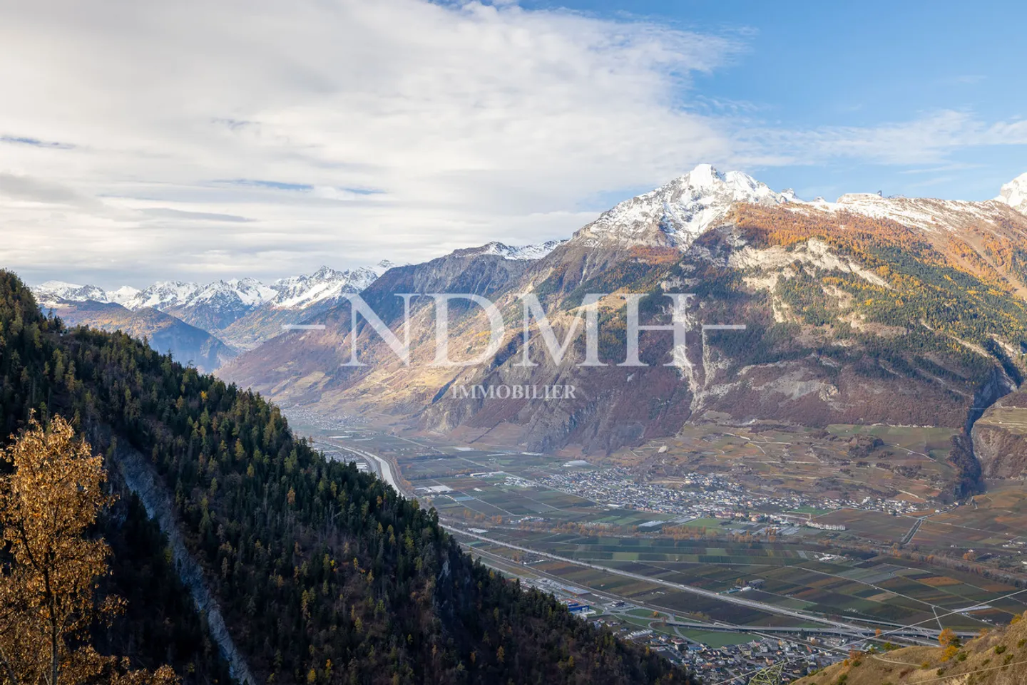 Charming Apartment with Mountain View - Photo 12 of 13