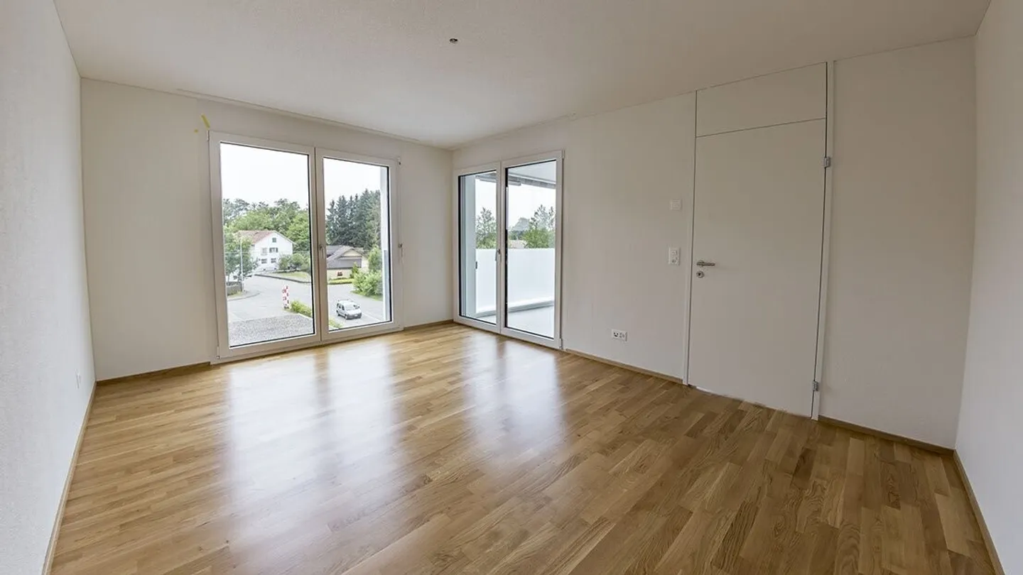 Apartment for rent - Photo 4 of 7
