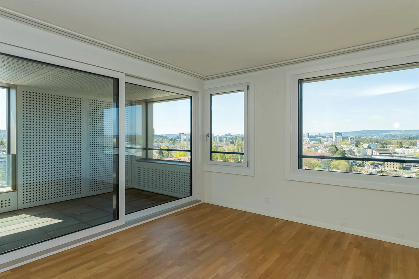 Ampio appartamento di 2,5 stanze con flair urbano - Foto 7 di 10