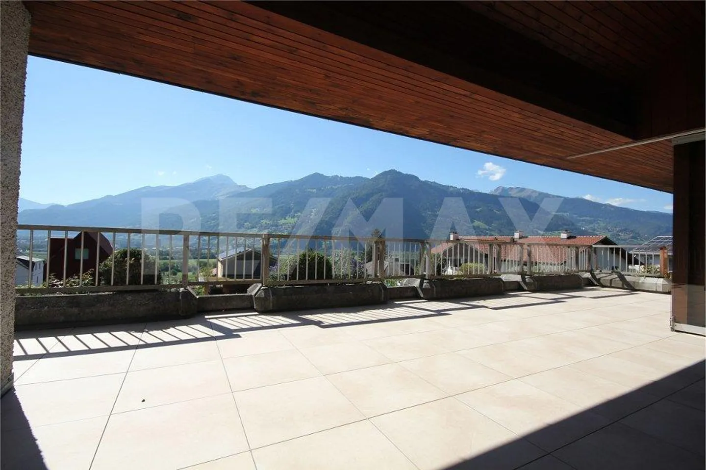 Geräumiges Einfamilienhaus in Malans - Foto 1 von 13