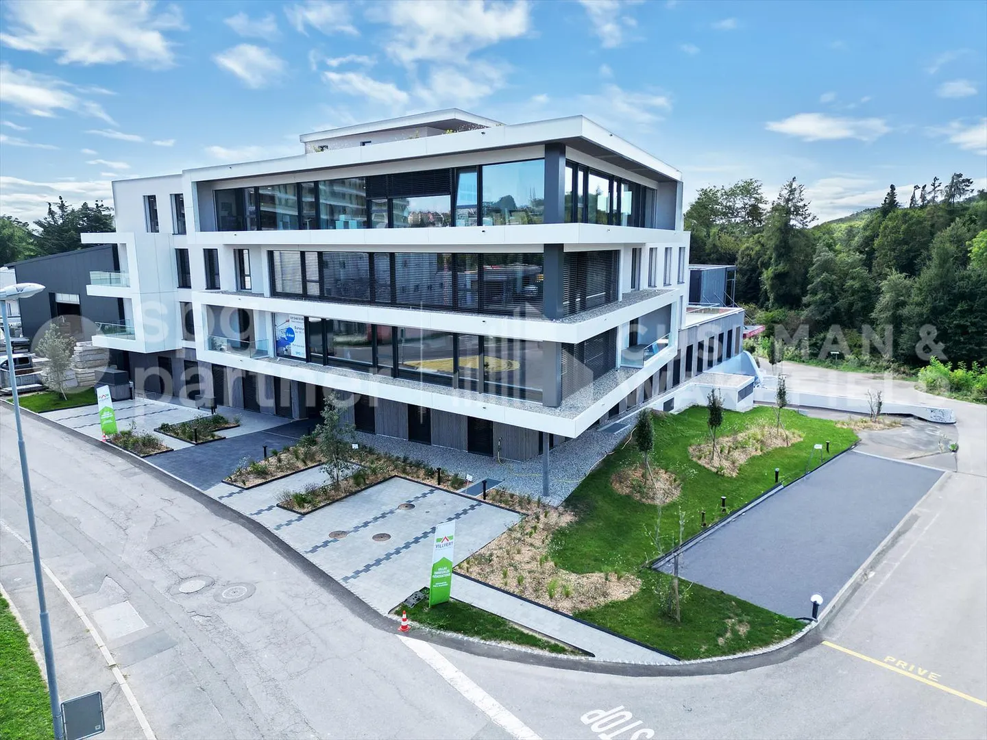 Votre espace commercial en face du quartier Côté Gare - Photo 7 sur 11