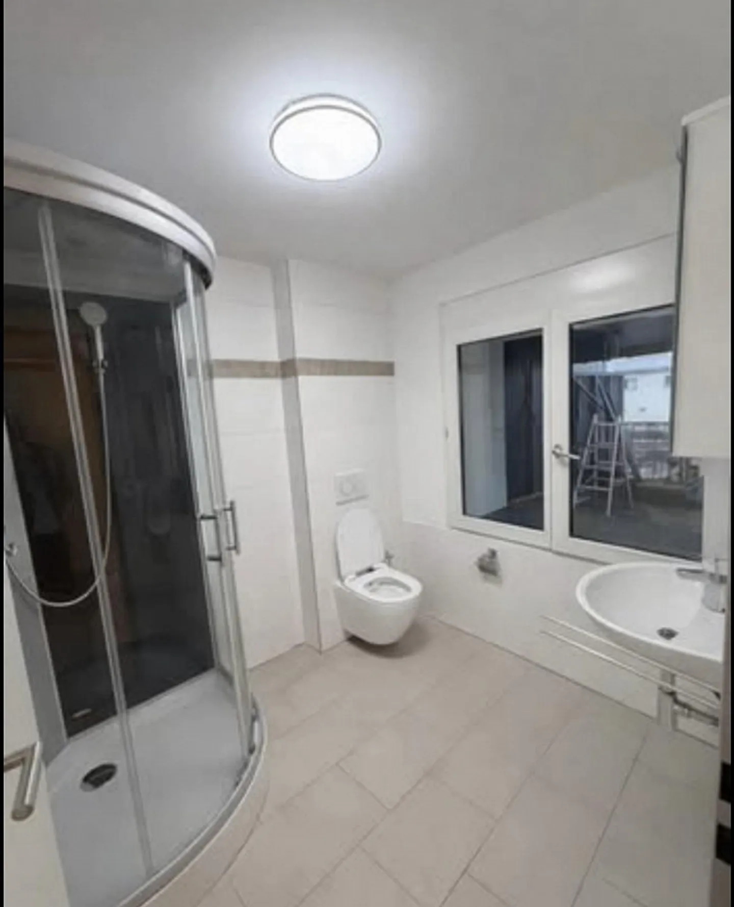 Apartment - Photo 4 of 7