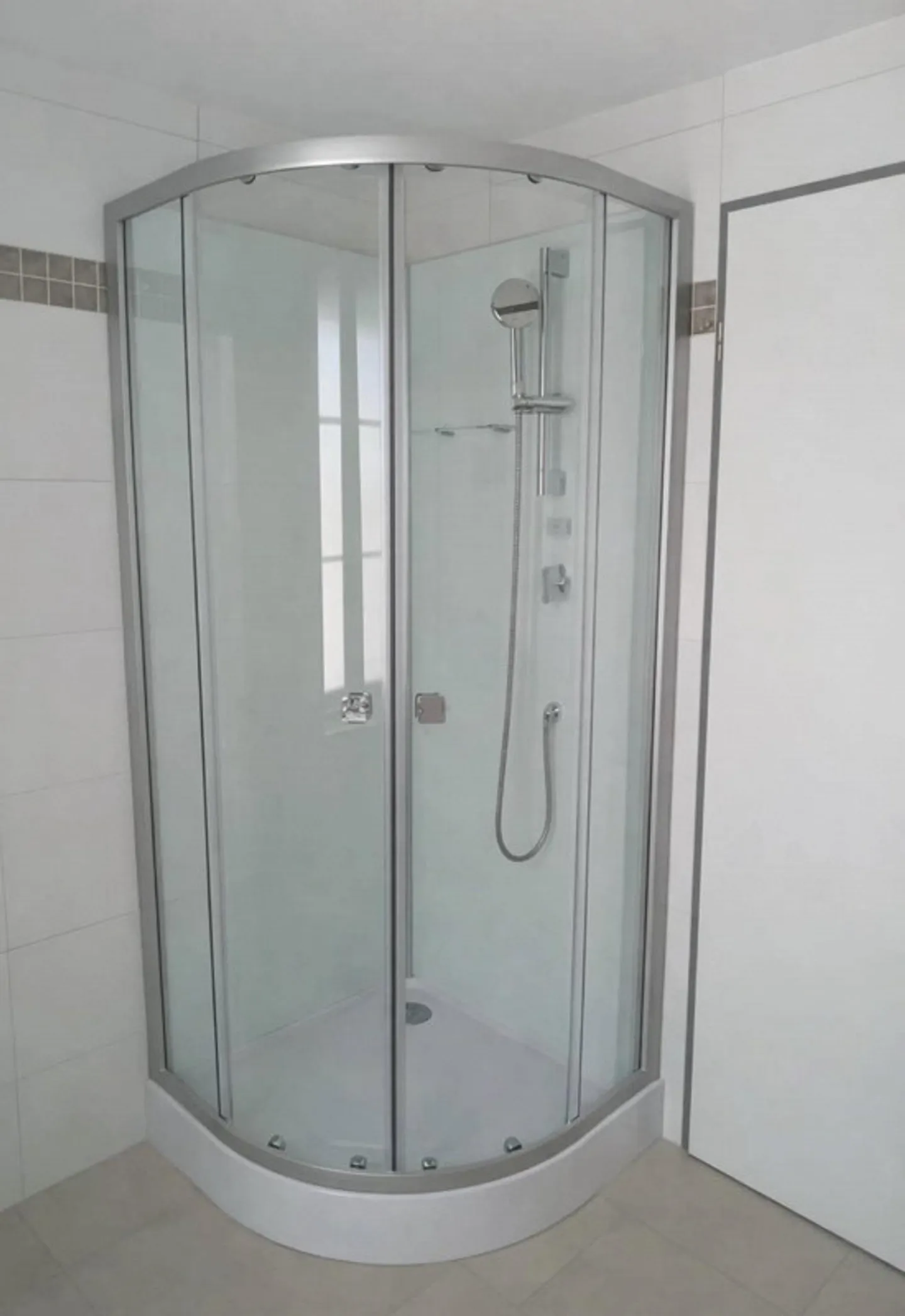 Apartment - Photo 5 of 7