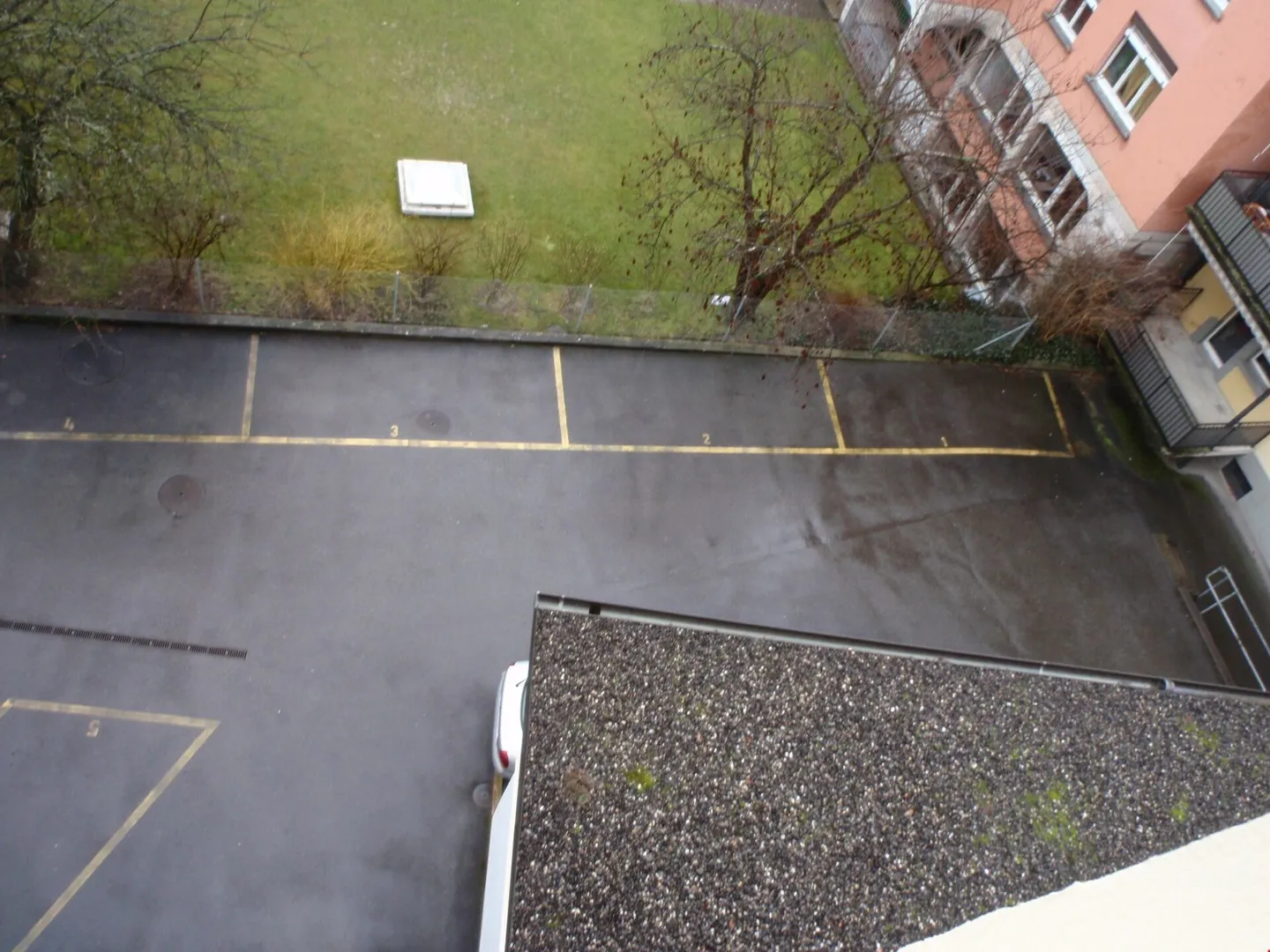 Parkplatz - Stadtkreis 3 - Mattenhof-Weissenbühl - Foto 2 von 2