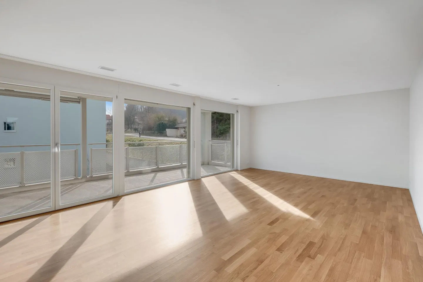 Moderne 4.5-Zimmerwohnung - Foto 5 von 13