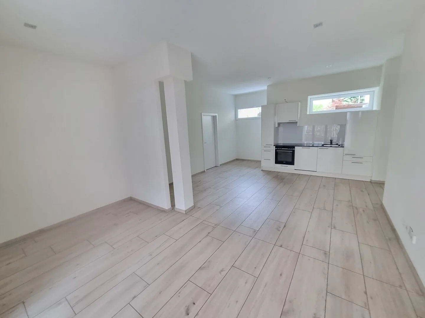 Attraktive 2.5-Zimmer-Wohnung im ruhigen Kanton Glarus - Foto 1 von 6