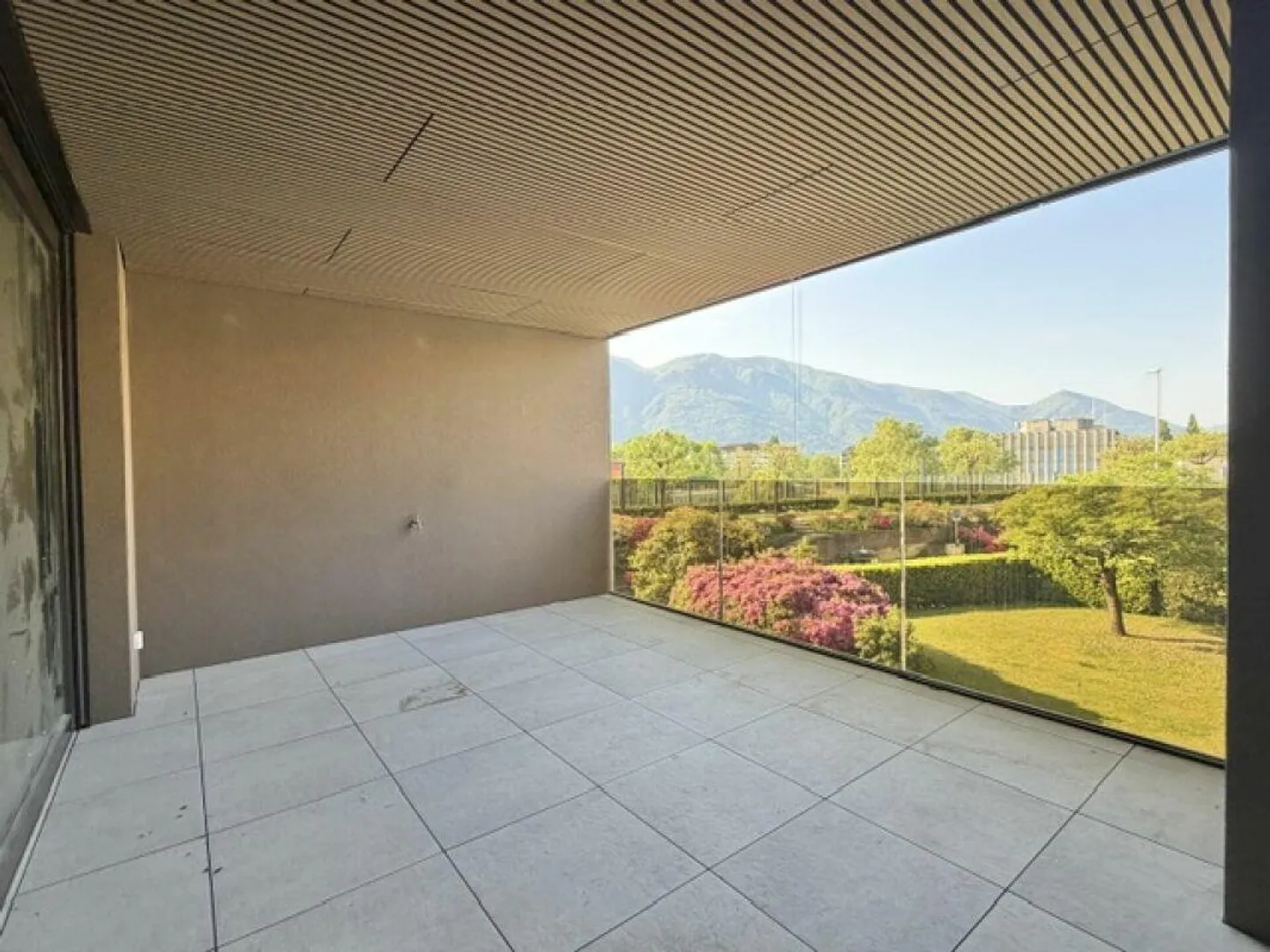 Modernes Apartment in Locarno - Foto 8 von 11