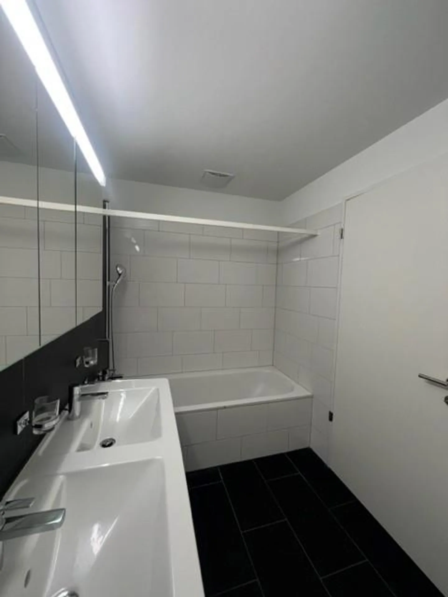 Geräumige Gartenwohnung - Foto 6 von 6