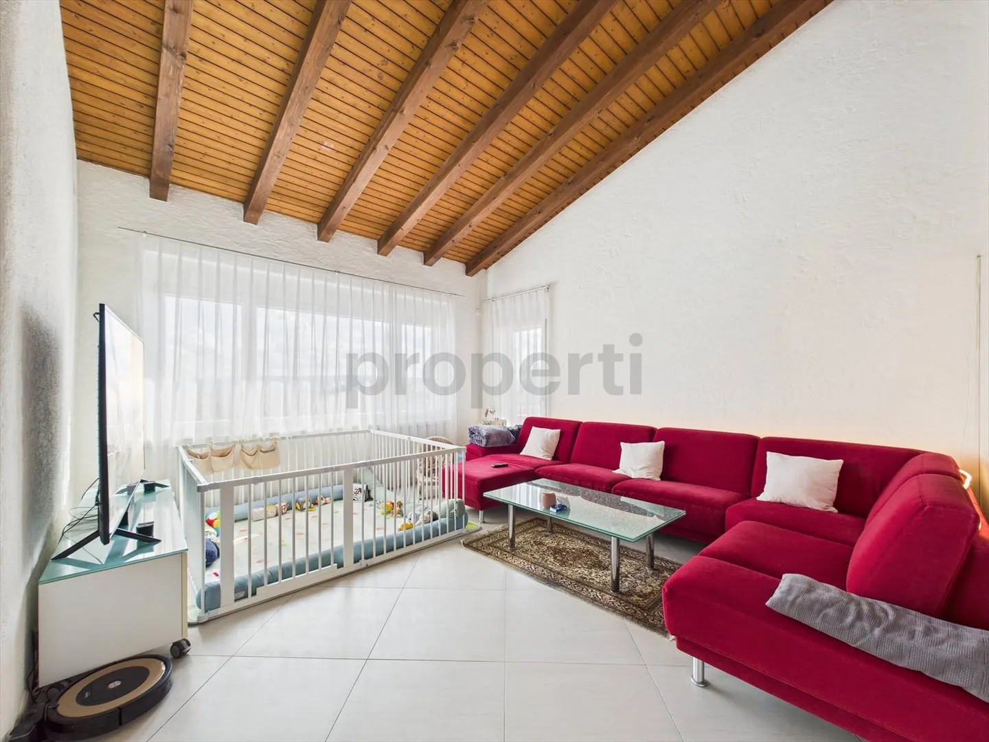 Vielseitiges 7-Zimmer-Einfamilienhaus in Widen (ideal für Wohnen und Büro) - Foto 7 von 13