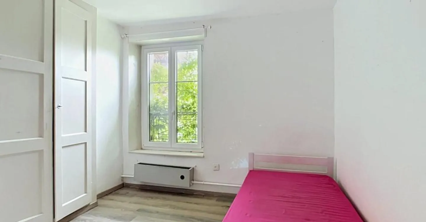 Casa di carattere con grande potenziale - Foto 7 di 12