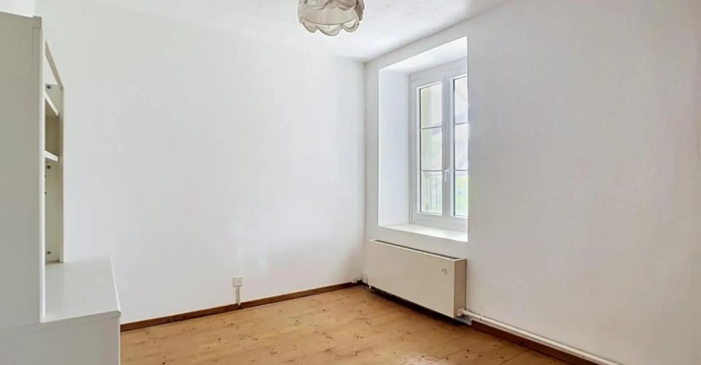 Casa di carattere con grande potenziale - Foto 9 di 12