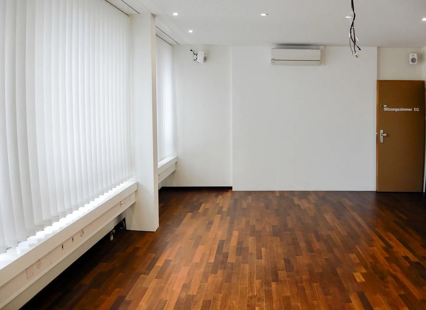 Vente aux enchères publique - Roosstrasse 3, 8832 Wollerau - Photo 7 sur 10