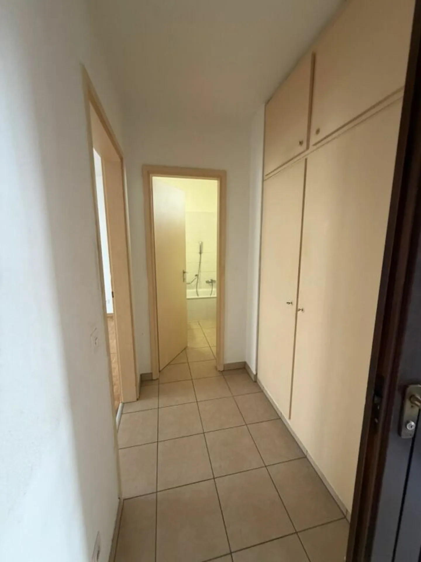 Modern 2.5 room apartment in Massagno - modern 2.5 room apartment in Massagno - Photo 6 of 15