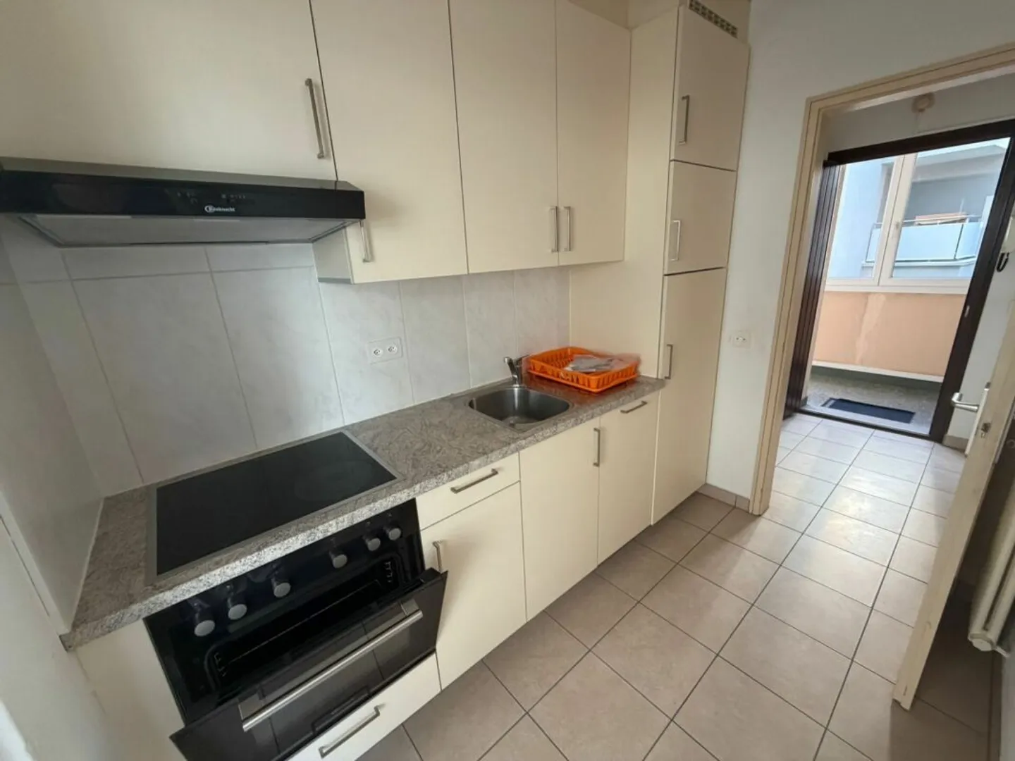 Modern 2.5 room apartment in Massagno - modern 2.5 room apartment in Massagno - Photo 9 of 15