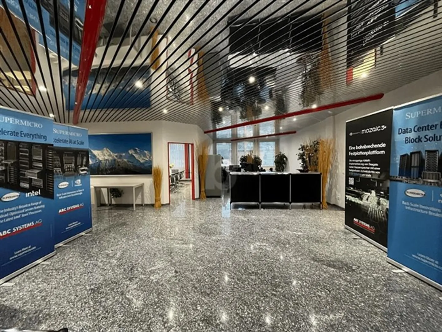 Modernes Büro nahe Bahnhof - Foto 1 von 6